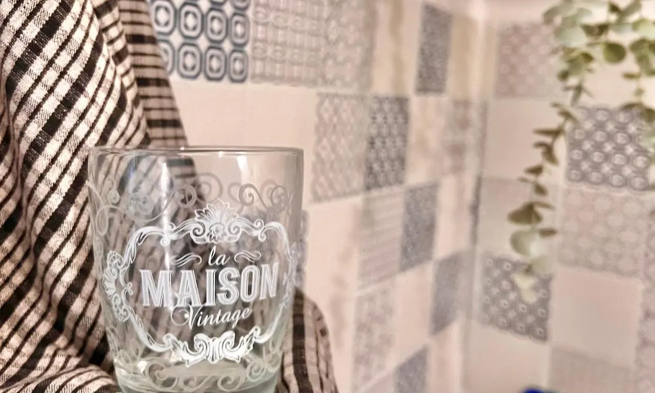 Maison Dinda Νάπολη 0*,  Ιταλία
